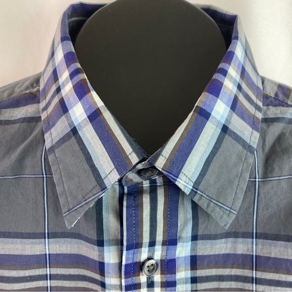 Banana Republic Plaid Button Down Shirt size small (14-14.5)100% cotton. - Picture 6 of 12